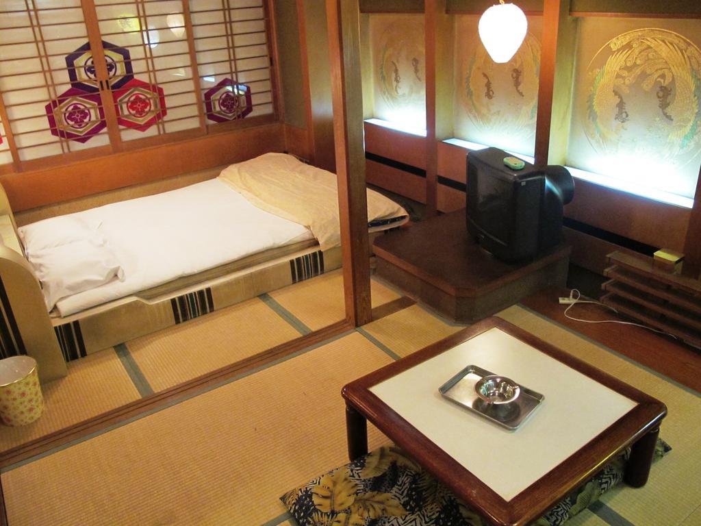 Yoshi'S House Hostel Osaka Ngoại thất bức ảnh